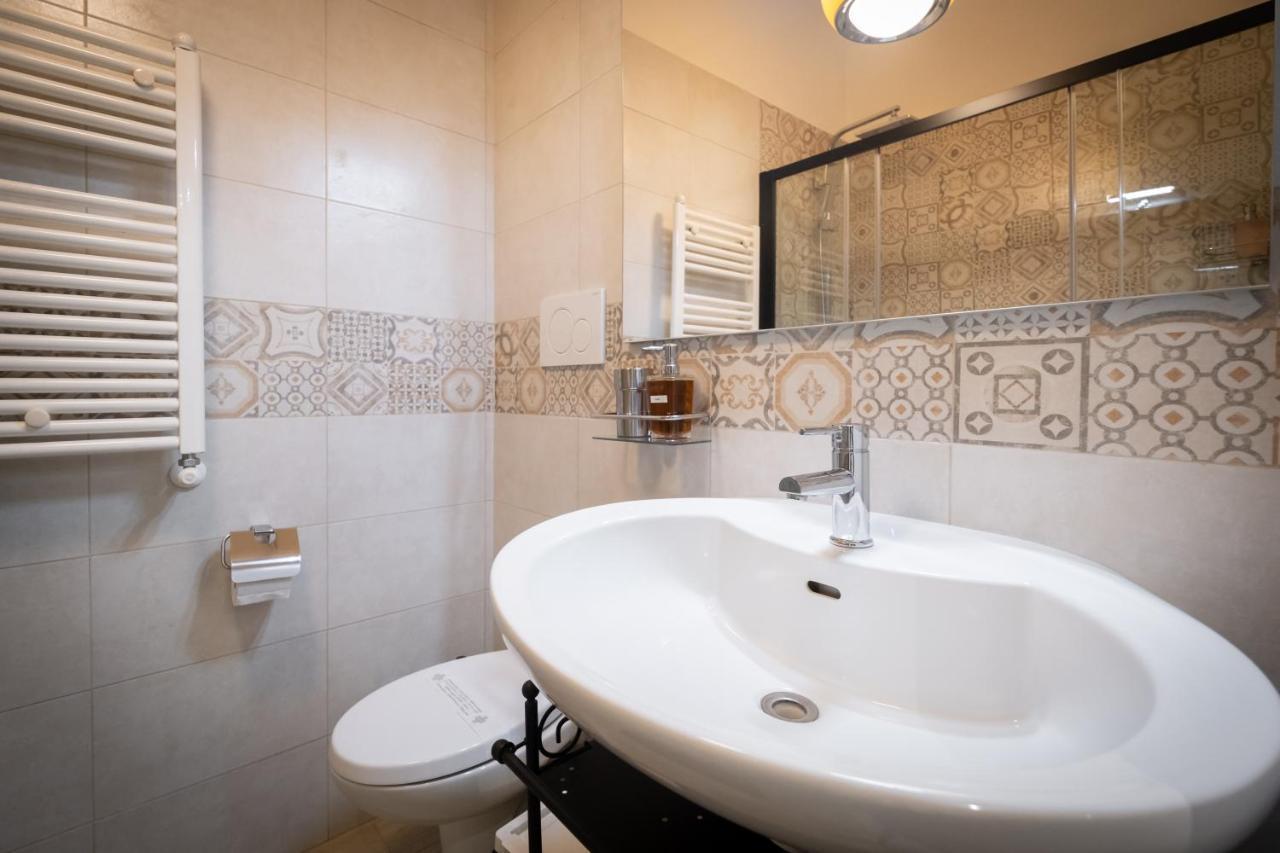 Gasthof Cconforthotels R&b Cavour Bari